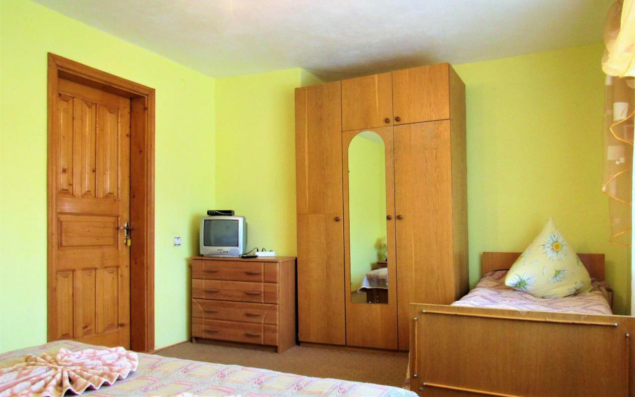 Відпочинок У Пронів Hotel Slavske Buitenkant foto